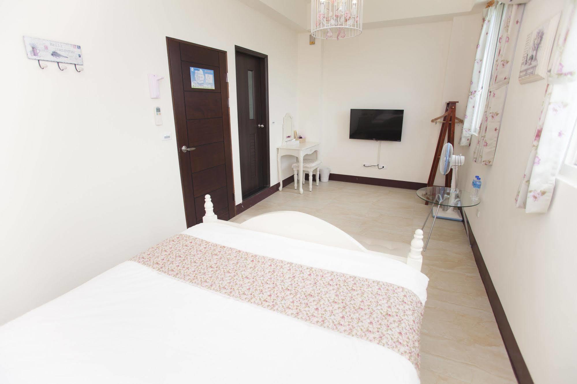 Blue Cotton Candy B&B T'ai-tung Extérieur photo
